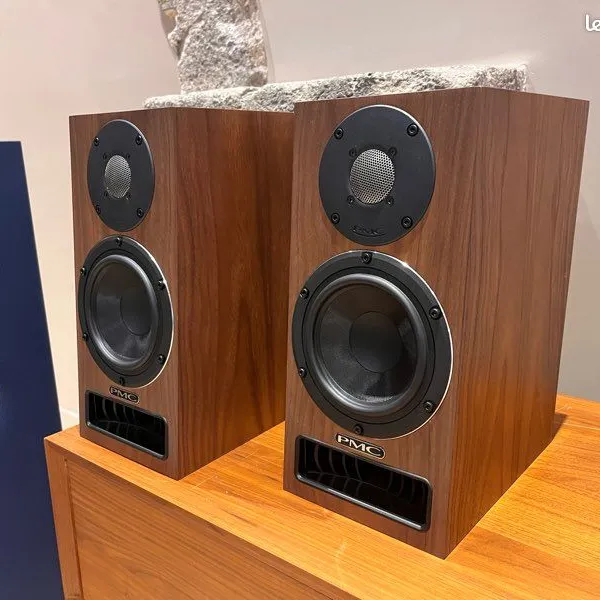 Produit Twenty 5 21I walnut Image